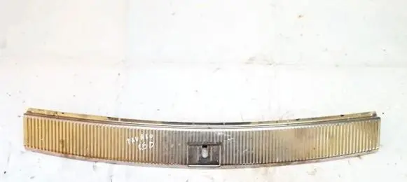 Volkswagen Touareg I Other trunk/boot trim element 7l6863459b