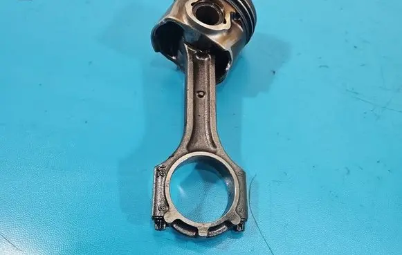KIA Ceed Piston D4FB IMPRK1584644
