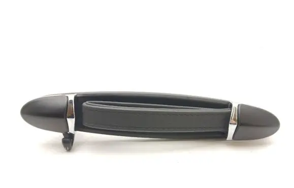 Maserati Quattroporte A set of handles for the ceiling 