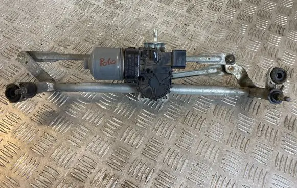 Volkswagen Polo V 6R Front wiper linkage and motor 6R1955119A 0390241566 6R1955023B