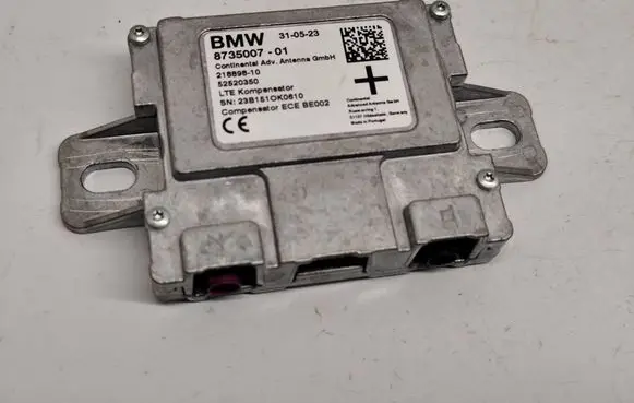 BMW X3 G01 Aerial antenna amplifier 8735007 21889810 52520350