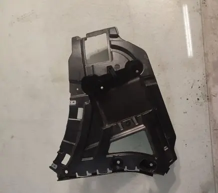 BMW X3 F25 Bumper support mounting bracket corner 7210073
