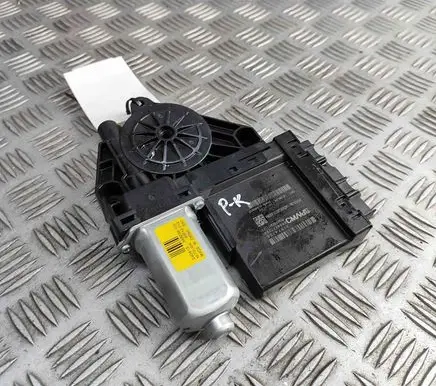 Volvo XC40 Front door window regulator motor 31674758