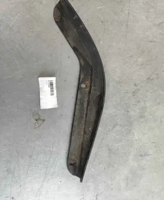 Maserati Quattroporte Front bumper mounting bracket 67723200