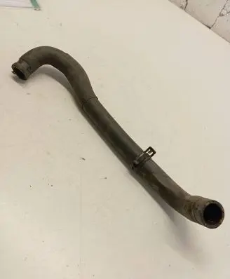Mercedes-Benz Vito Viano W638 Engine coolant pipe/hose A6398225223