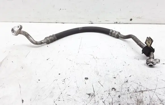 Mazda 3 I Air conditioning (A/C) pipe/hose