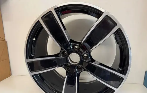 Porsche Cayenne (9Y0 9Y3) R22 alloy rim 9Y0601025AP