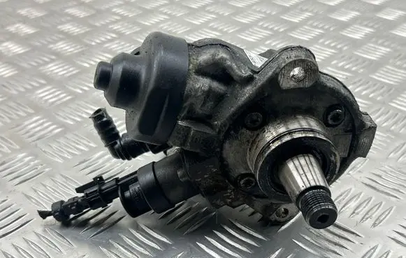 KIA Sportage Fuel injection high pressure pump 0445010511 331002F000