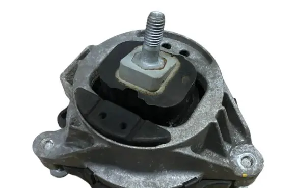 Engine mount bracket