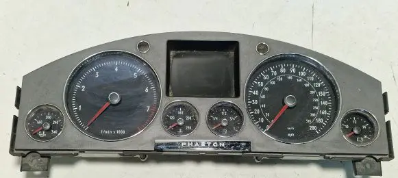 Volkswagen Phaeton Speedometer (instrument cluster) 3D0920982C 5362000255 203649443