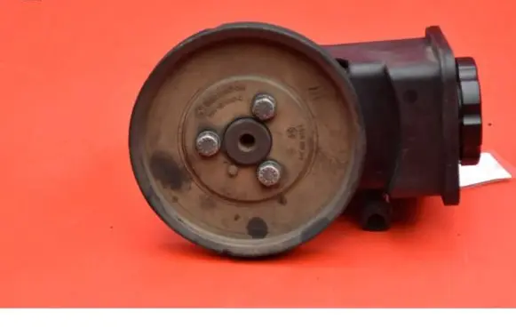 BMW 5 E39 Power steering pump 91208