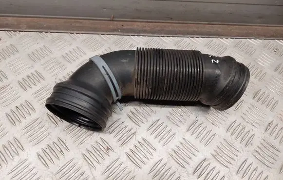 Audi Q3 8U Air intake duct part 5N0129684G