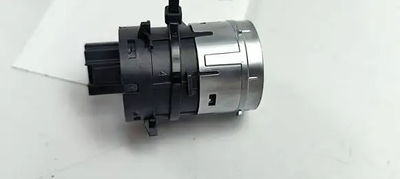 Mercedes-Benz CLS C257 Engine start stop button switch A2139055500