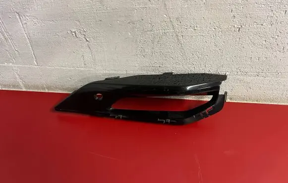 BMW X7 G07 Front bumper lower grill 8074260 51118074260