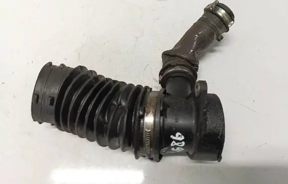 Ford Fiesta Air intake hose/pipe av219c623ae 1051442s03