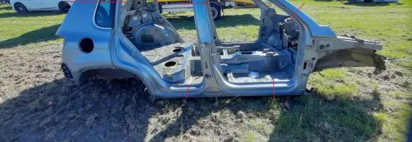 Volkswagen Tiguan Other sill/pillar trim element LR7N