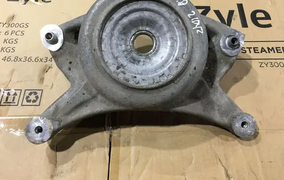 Coil spring mount