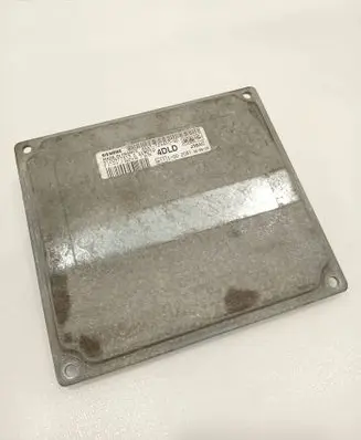 Ford Fiesta Engine control unit/module 6S6112A650GD S120977313D