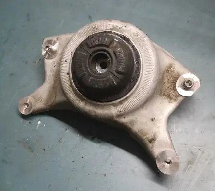 Audi A5 8T 8F Coil spring mount 9R0412383