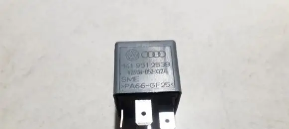 Audi A6 S6 C5 4B Other relay 141951253B