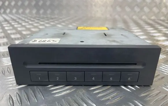 Mercedes-Benz E W211 CD/DVD changer A2118700889