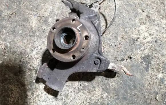 Fiat Doblo Front wheel hub