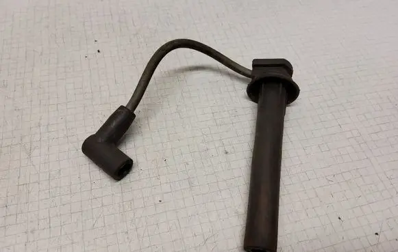 Chrysler Neon II Plug wire 
