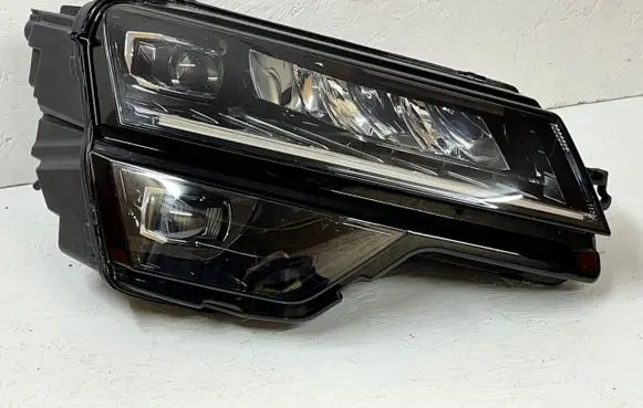 Skoda Karoq Headlight/headlamp 57B941016B