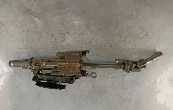 Volkswagen Fox Steering wheel axle 5Z1449501R 0803150112