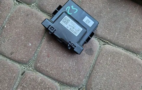 Opel Insignia B Gateway control module 13521136