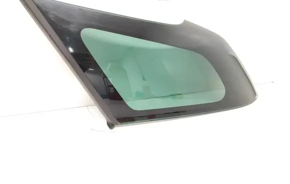 Citroen DS5 Rear side window 051212 113448 212011