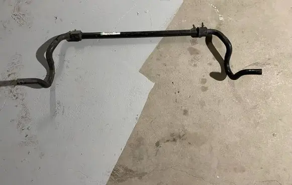 Mercedes-Benz GLC X253 C253 Front anti-roll bar/sway bar A2533230265