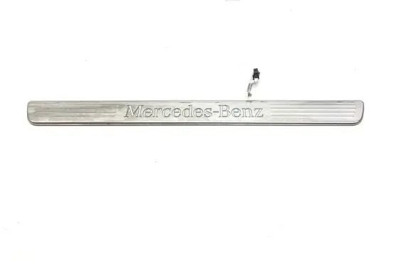 Mercedes-Benz GL X166 Front sill trim cover A1666808600