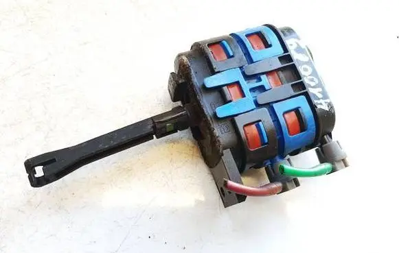 Mercedes-Benz CLK A208 C208 Central locking vacuum pump 