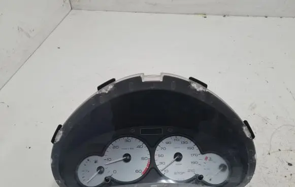 Peugeot Partner Speedometer (instrument cluster) 55500030000