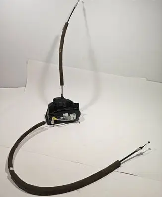 Nissan Qashqai Front door lock 26277077 P32S