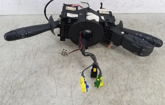Renault Laguna II Indicator stalk 8200012244