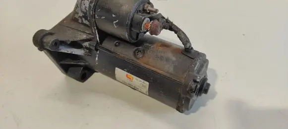 Opel Vivaro Starter motor 0986020131