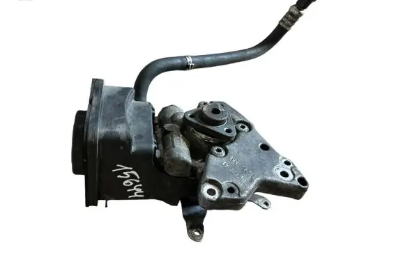 BMW 5 E60 E61 Power steering pump 7693974 2247556 32412247556