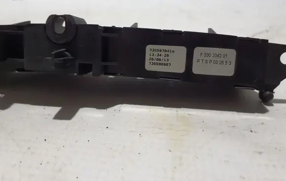 Fiat 500L Hazard light switch 735587841