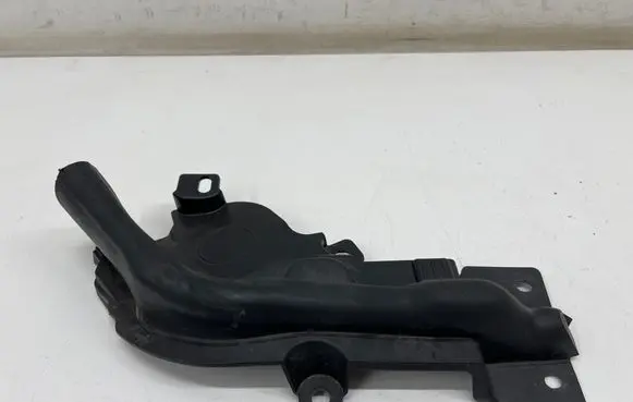 BMW i4 Engine compartment rubber 7486823