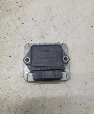 Audi 80 90 B3 Ignition amplifier control unit 191905351B