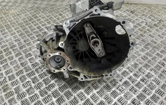 Audi Q2 - Manual 6 speed gearbox SEM