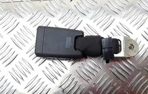 Toyota Aygo AB40 Rear seatbelt buckle