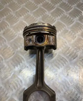 BMW 5 E60 E61 Piston with connecting rod 8497B