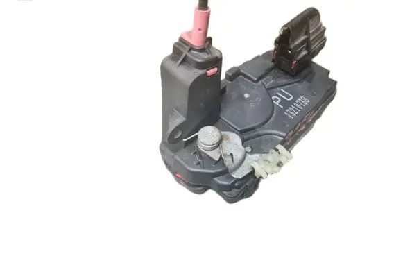Opel Zafira B Rear door lock 13210738 4143209