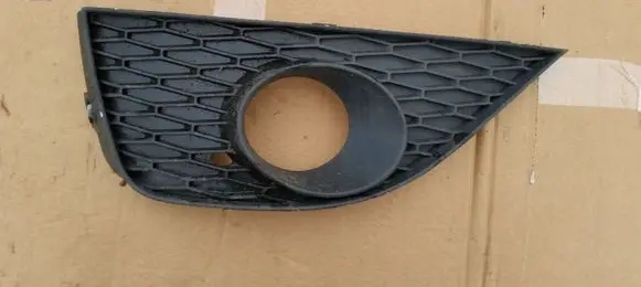 Seat Ibiza IV (6J,6P) Front fog light trim/grill 6J0853665A