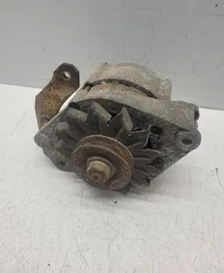 Volkswagen Polo II 86C 2F Generator/alternator