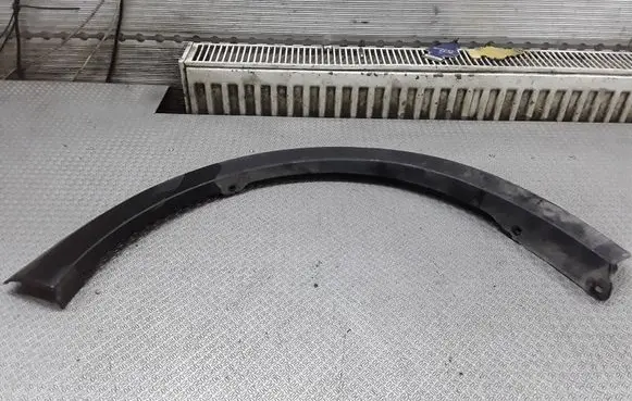 Renault Sandero I Fender trim (molding) 612043