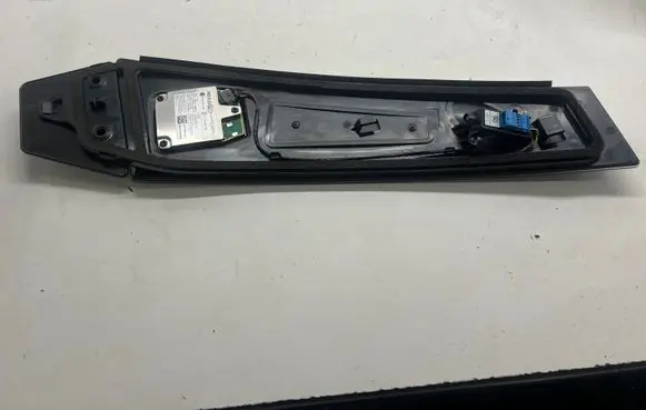 Tesla Model 3 Side fender camera 110044100E 110061900C 1089773E
